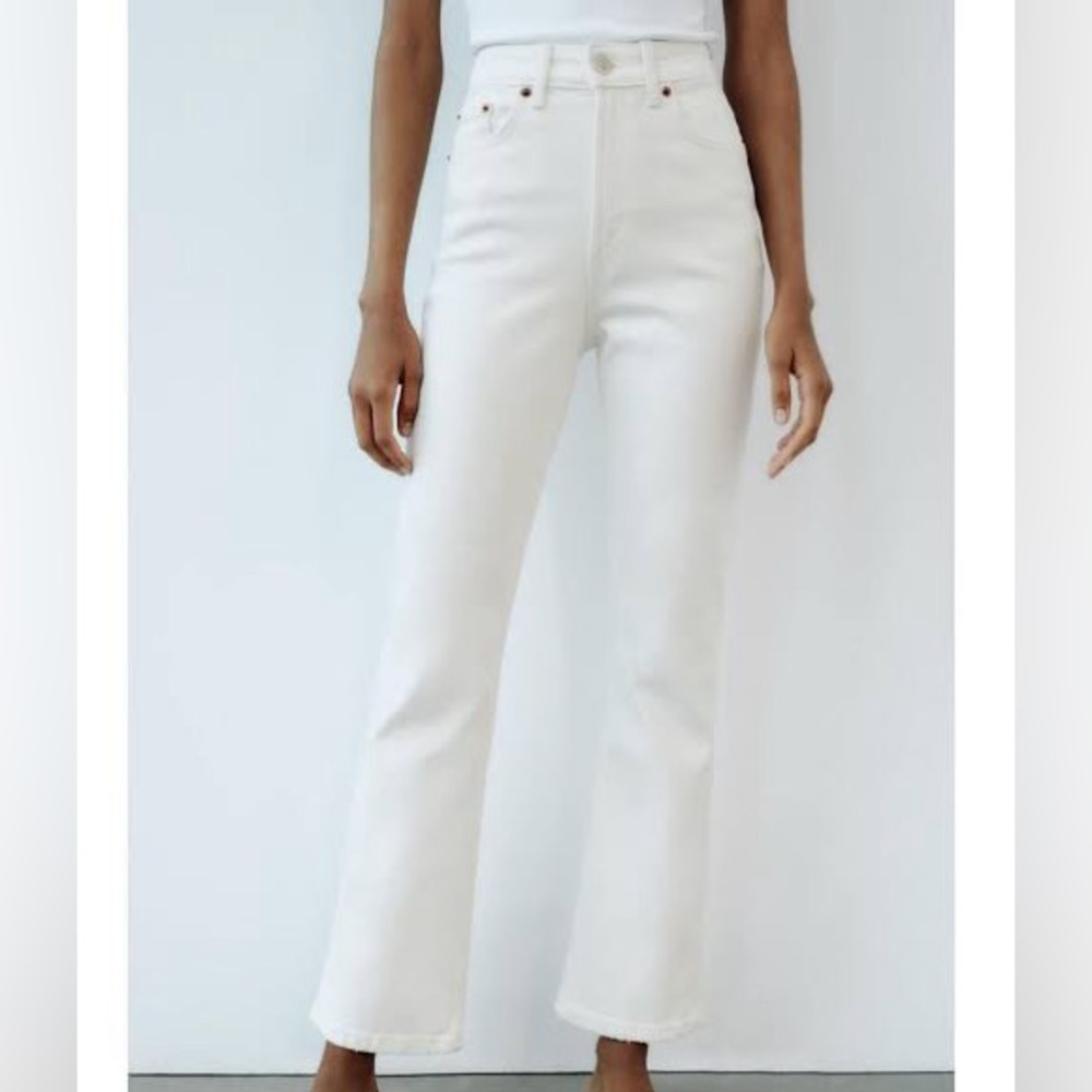 Zara High Rise Stove Top Jeans Oyster White